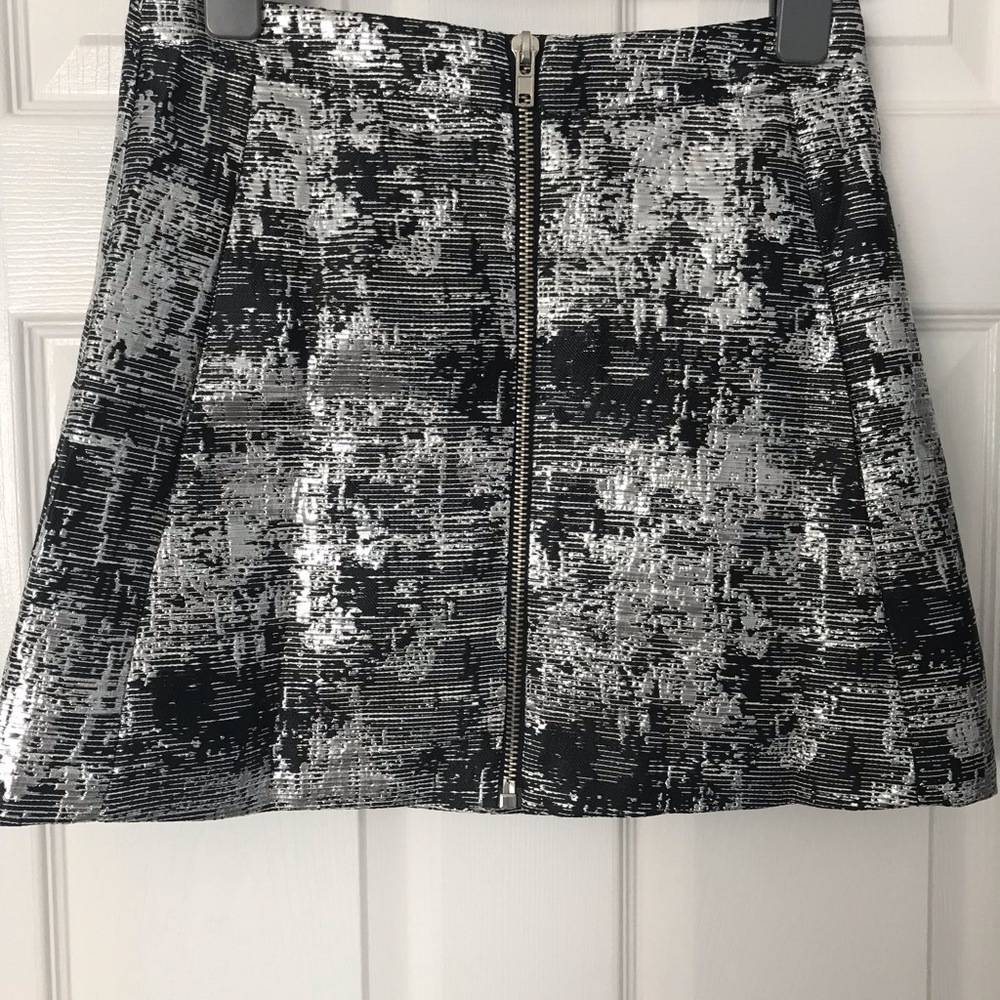 Honey- Chelsea size small zippered skirt